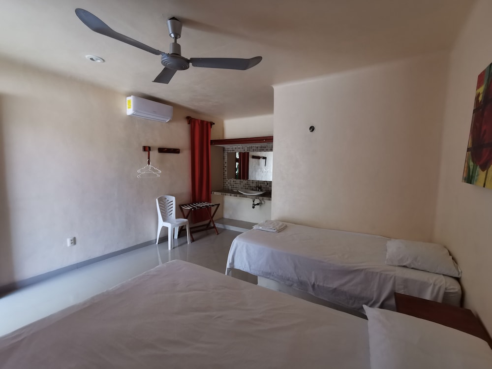 Comfort Room, Beach View