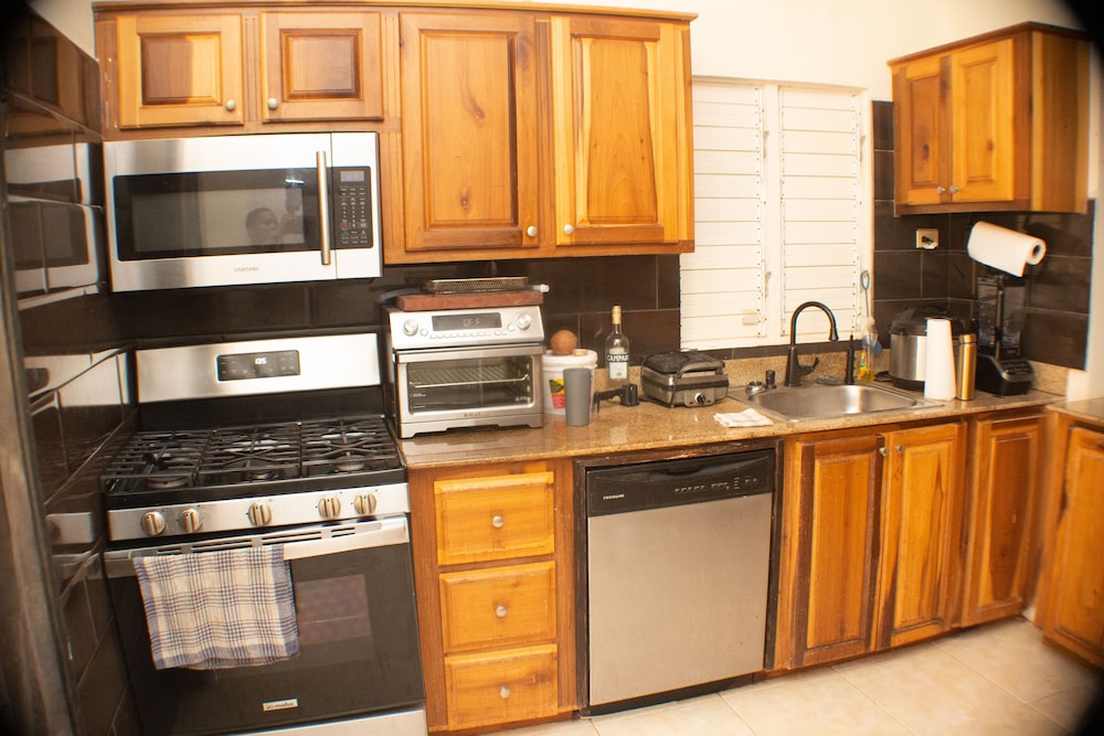 Suite 5 photo 3