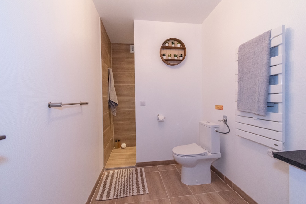 Cozy Scandinavian Apartment - Photo 27