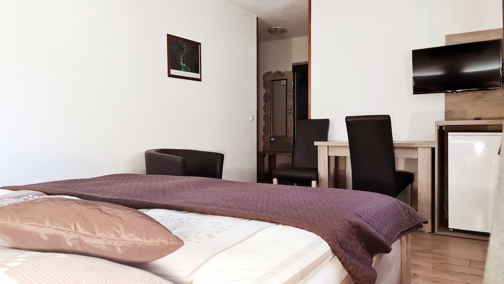 Double Room photo 3