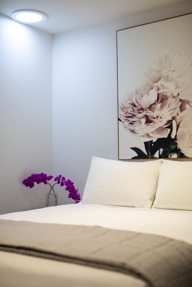The Routeburn Suite