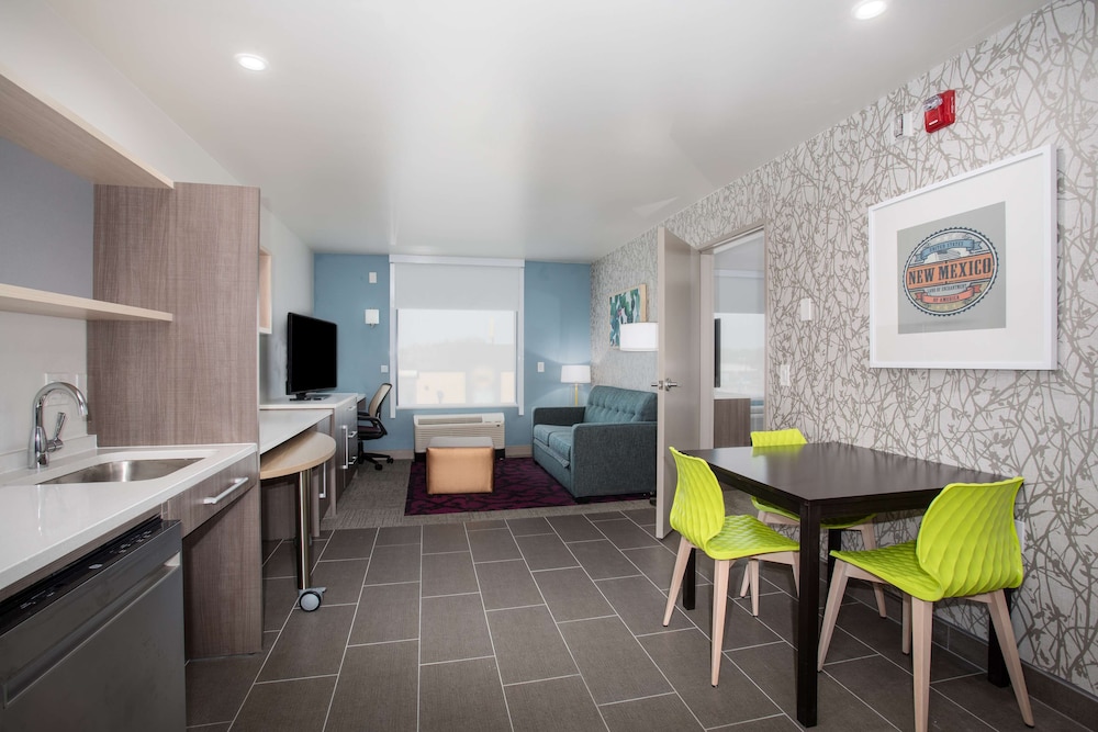 Suite, 1 King Bed, Accessible, Bathtub (Mobility & Hearing) - Photo 3