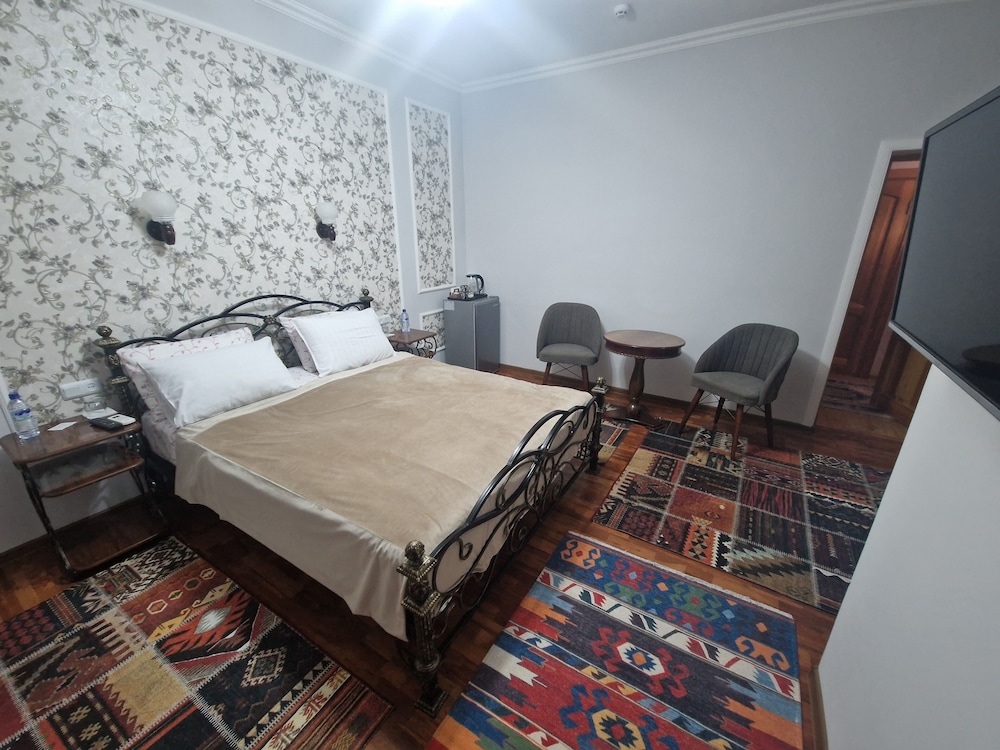 Standard Double Room, 1 Queen Bed photo 2