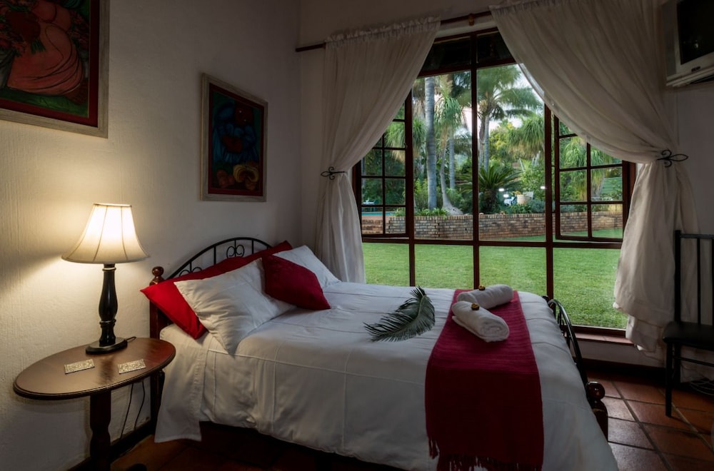 Comfort Double or Twin Room, Non Smoking, Pool View (2) photo 1