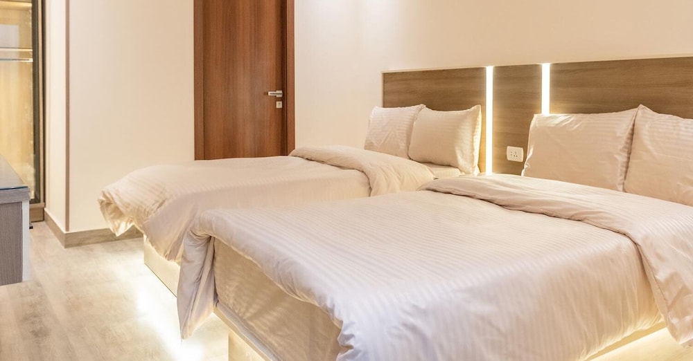 Superior Double or Twin Room photo 1