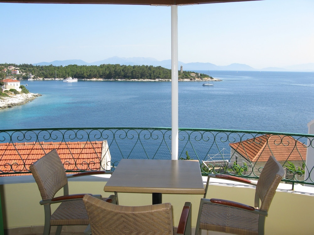 Superior Studio, Sea View