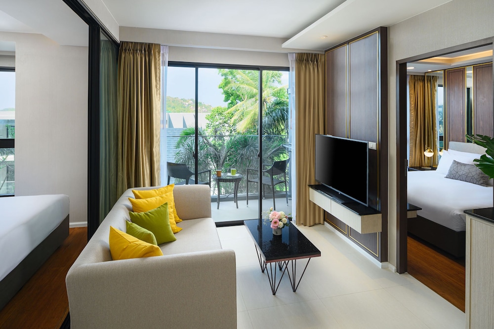 Grande 2 Bedroom Suite - Photo 7