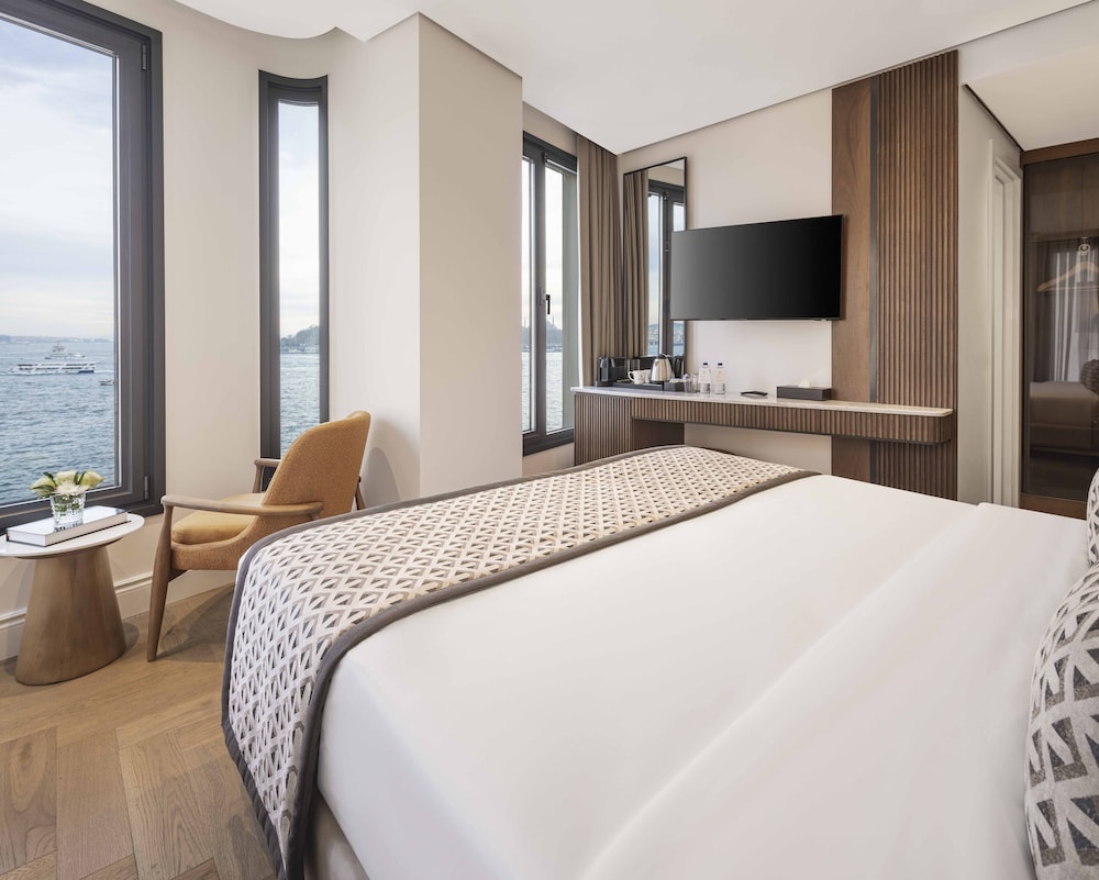 Suite, Sea View, Corner photo 3