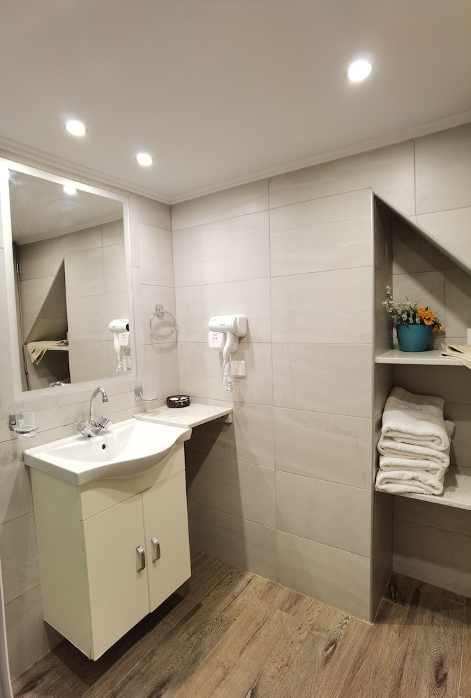 Superior Apartment, 2 Bedrooms photo 2