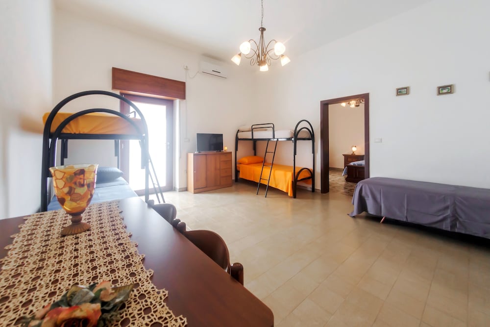 Villa, 3 Bedrooms photo 1