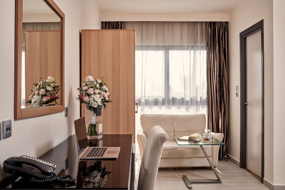 Panoramic Suite