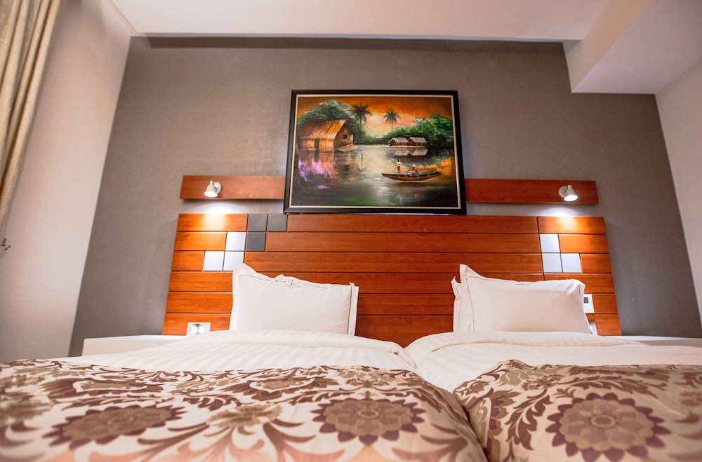 Luxury Twin Room - Photo 6