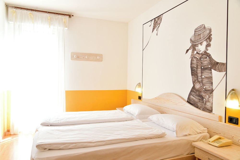 Comfort Double or Twin Room