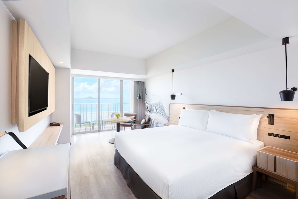 Room, 1 King Bed, Ocean View - Photo 1