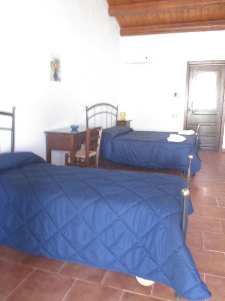Comfort Quadruple Room