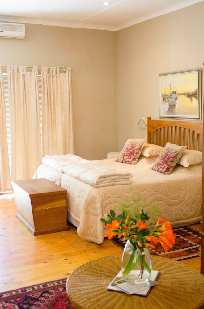 Luxury Double or Twin Room photo 2