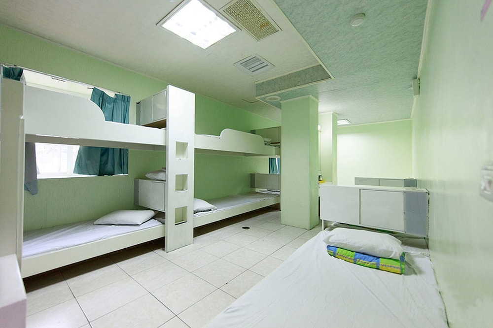 Shared Dormitory (9 people) photo 1