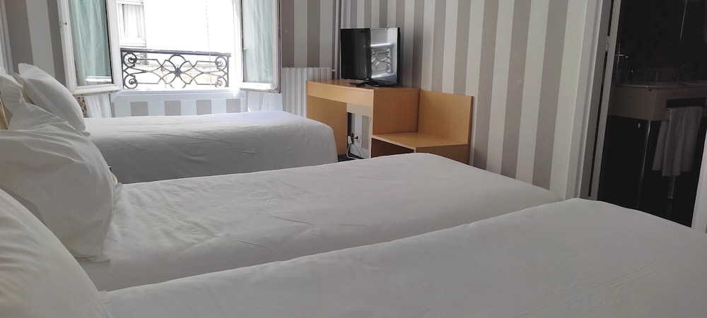 Classic Triple Room photo 3