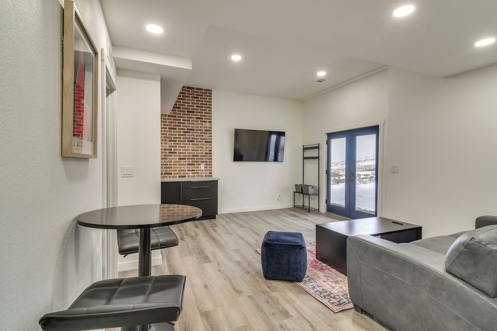 Apartment (2 Bedrooms) photo 1