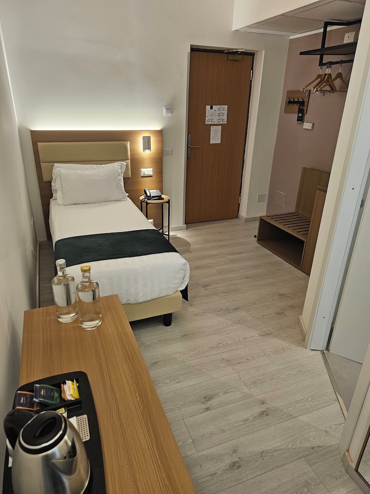 Economy Single Room photo 1