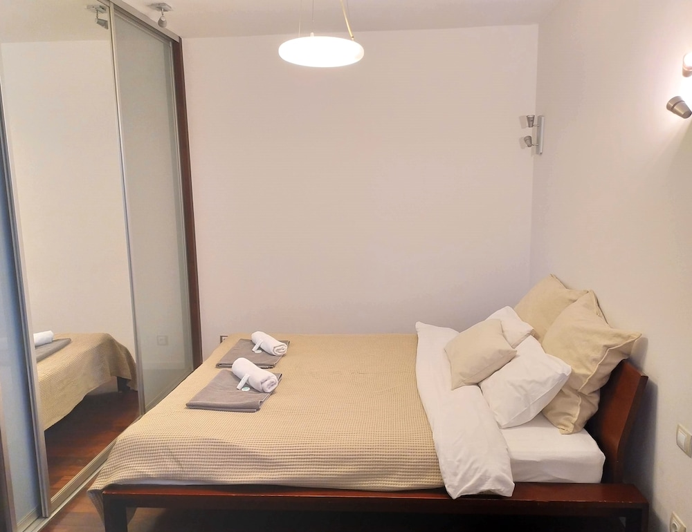 Apartment - Photo 4