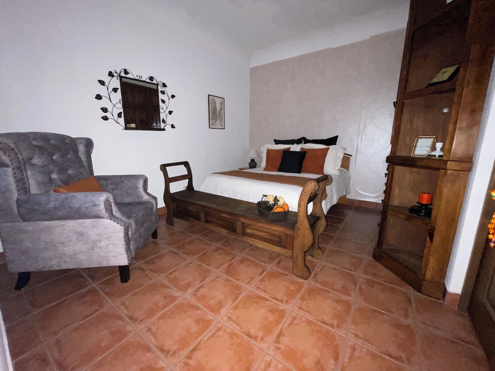 Standard Double Room, Shared bathroom photo 1