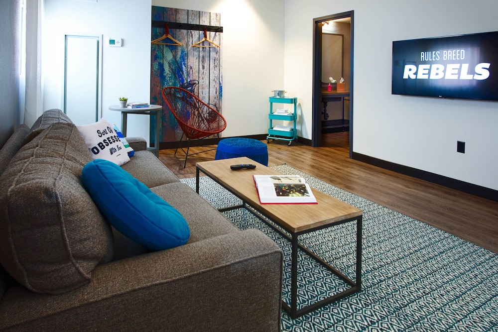 Basic Room, 1 Bedroom - Photo 1