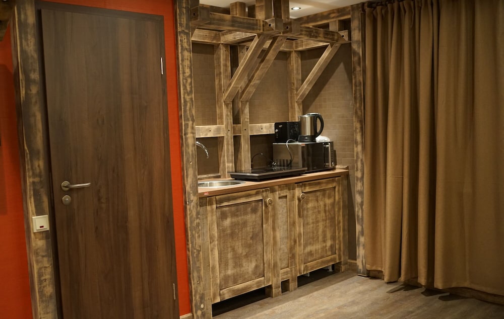 Superior Studio, Private Bathroom - Photo 13