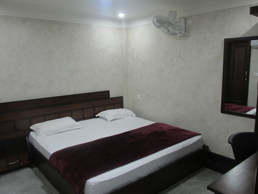 Standard Double Room (Ac)