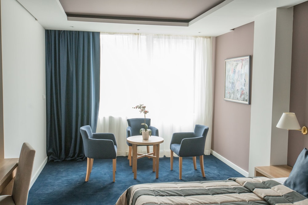 Economy Room photo 3