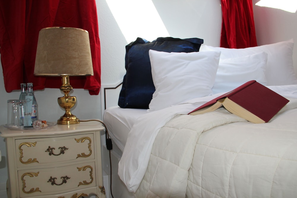 Single room for double use photo 3