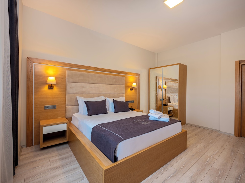 Teras Suite photo 2