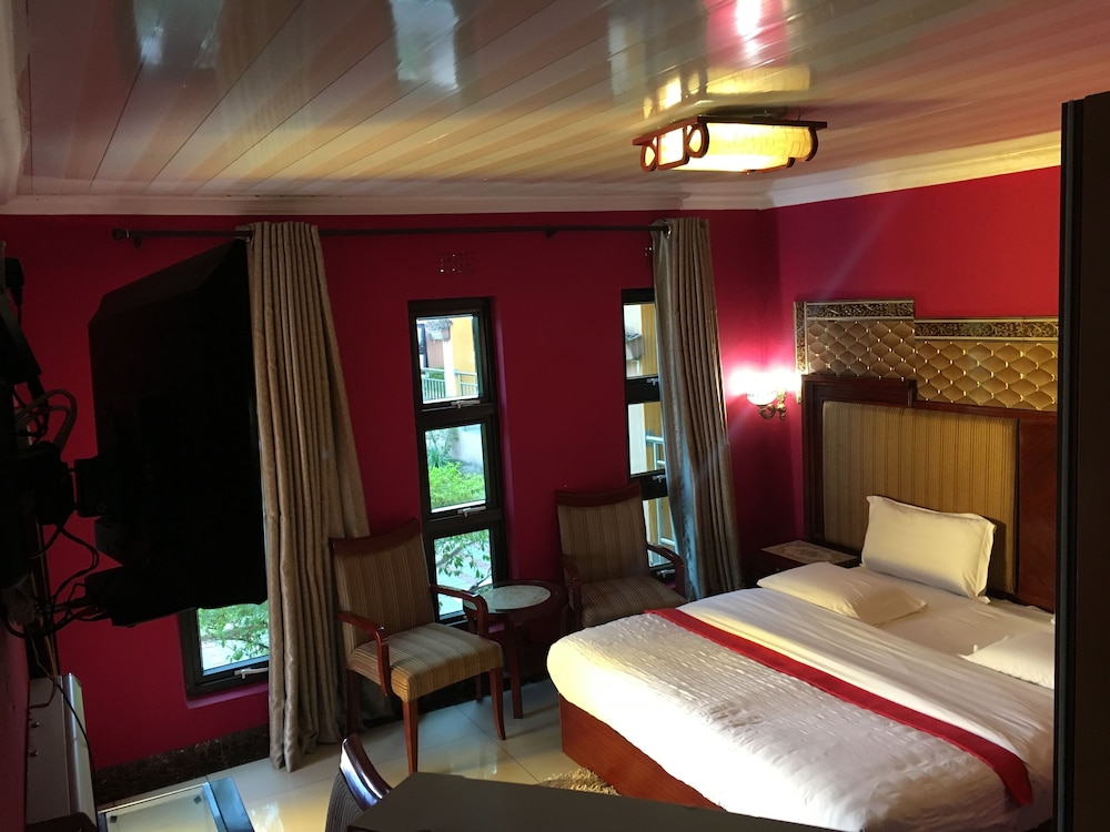 Executive Room photo 2