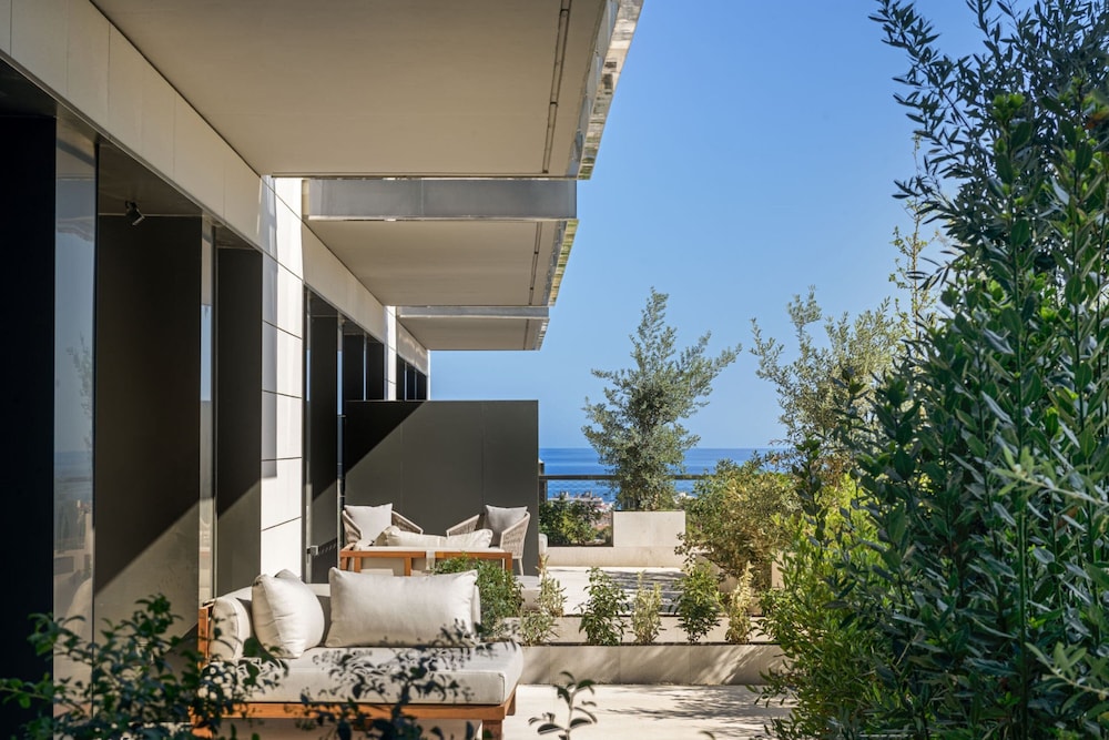 Signature Suite, 1 Bedroom, Sea View thumbnail 6