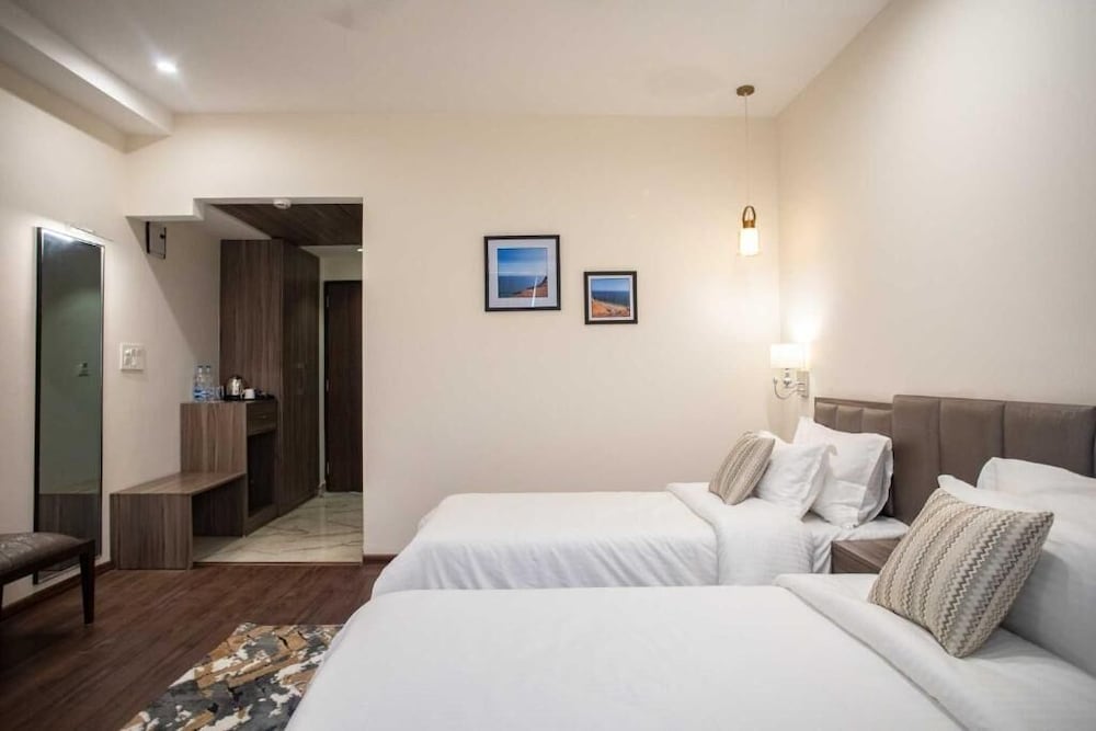 Signature Twin Room