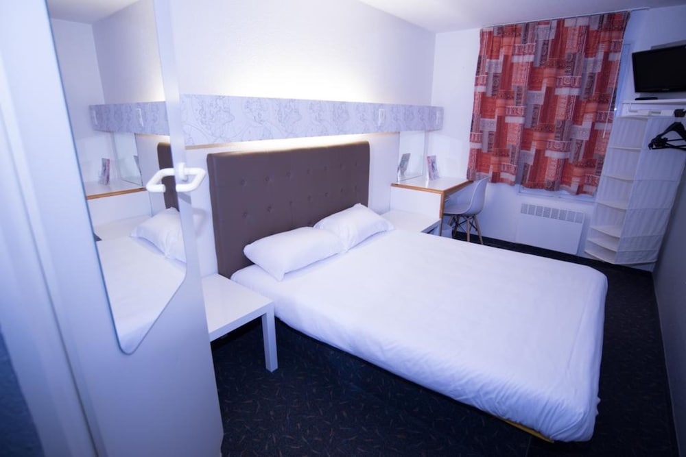 Single Room Single Room