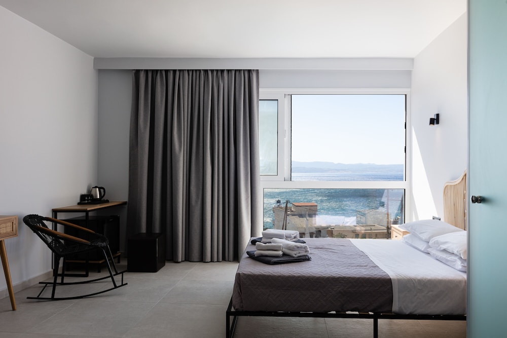Superior Room with Sea View photo 2