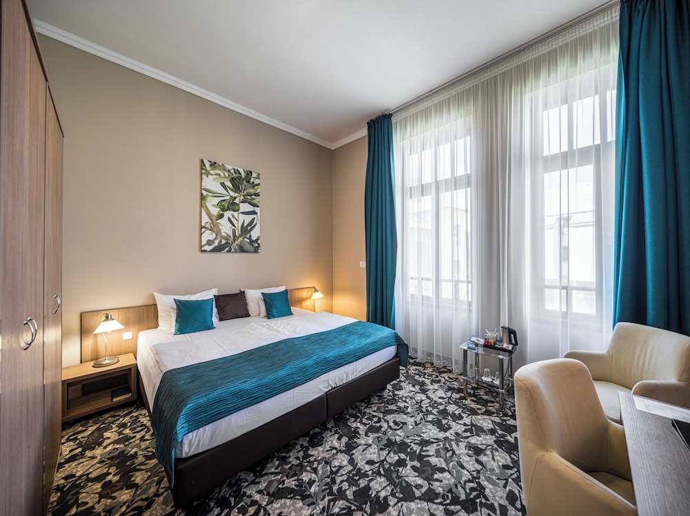 Superior Double Room - Photo 1