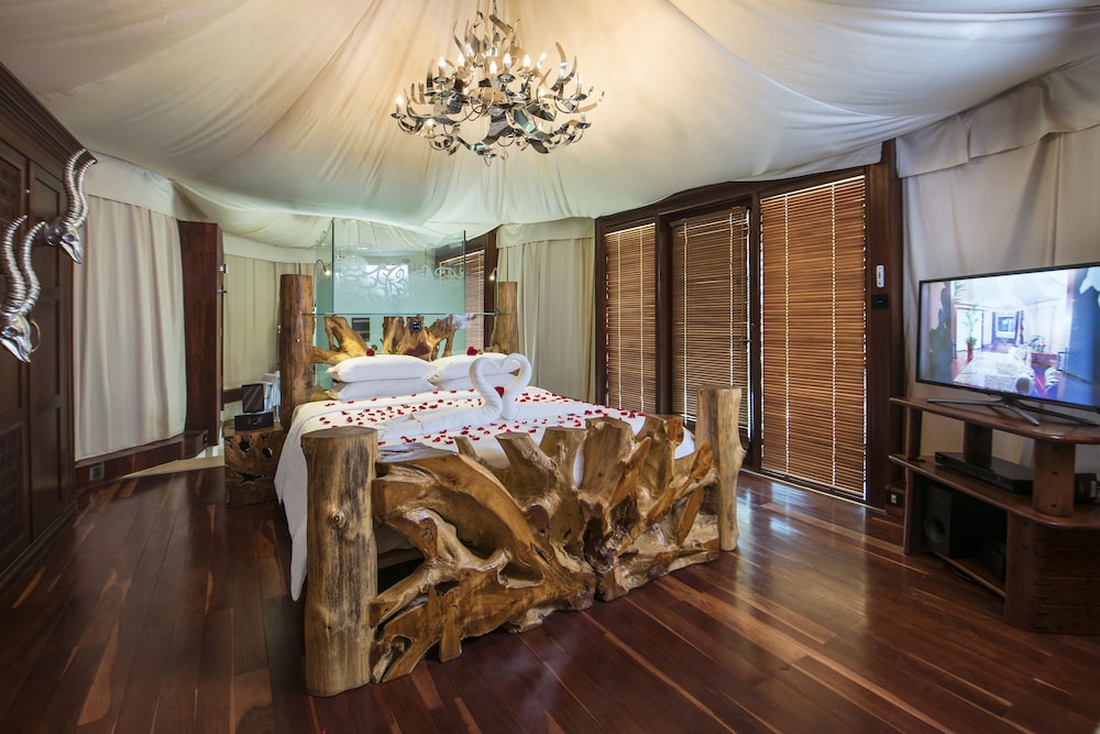 Gazelle One Bedroom Villa, Lakeside photo 2