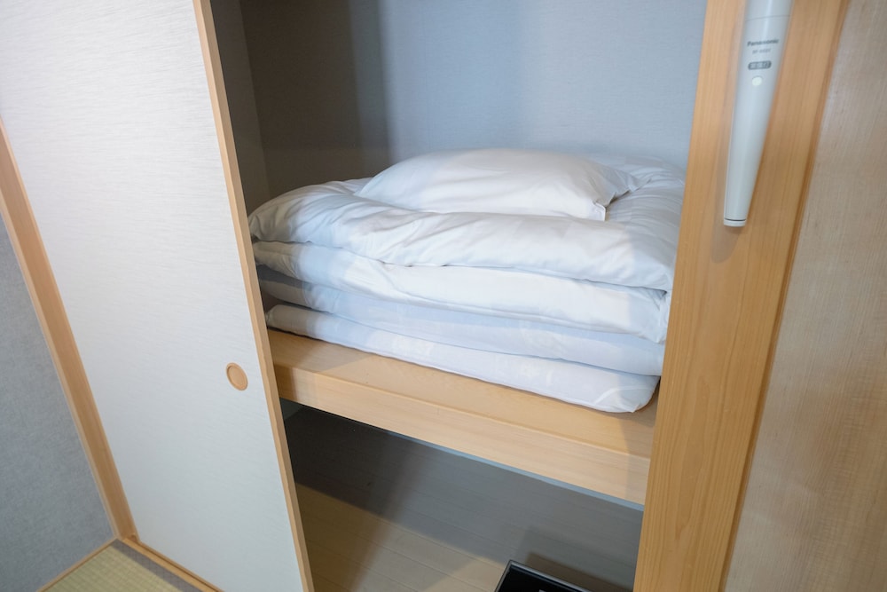 Essential tatami Room up to 3 futon beds (Non-smoking) - Photo 3