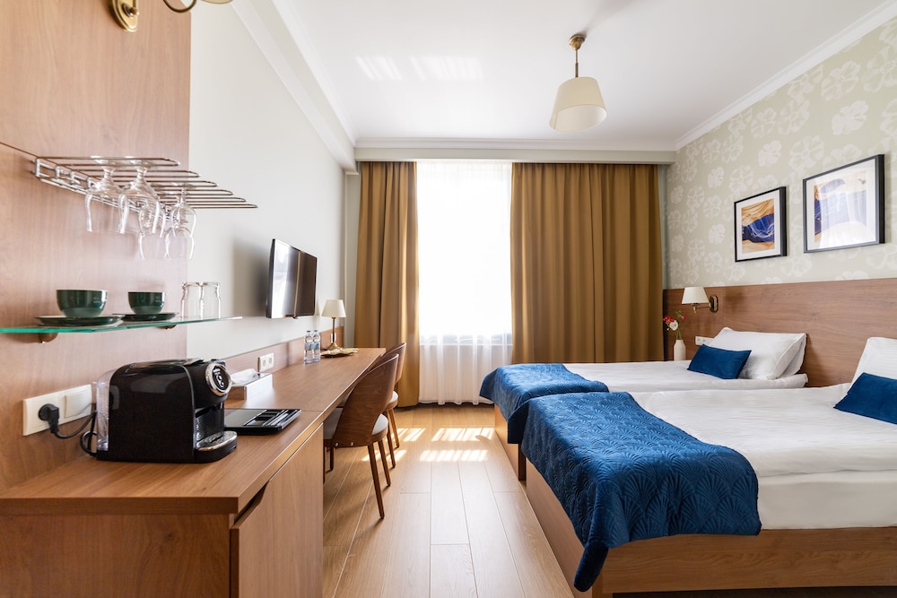 Standard Room - Photo 10