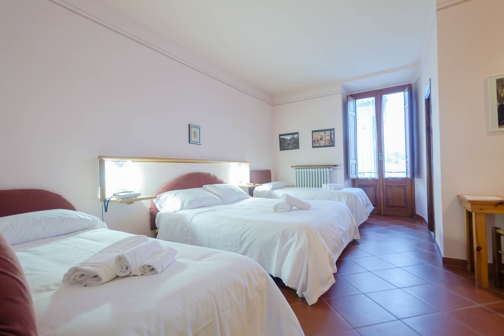 Triple Room photo 1