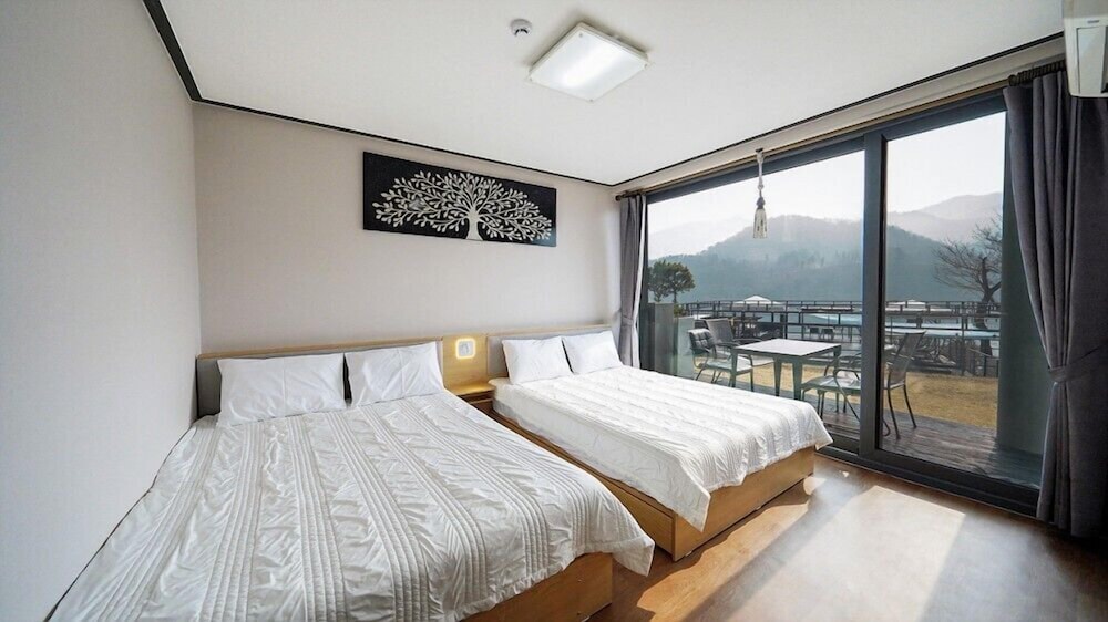 Room (Is 101)