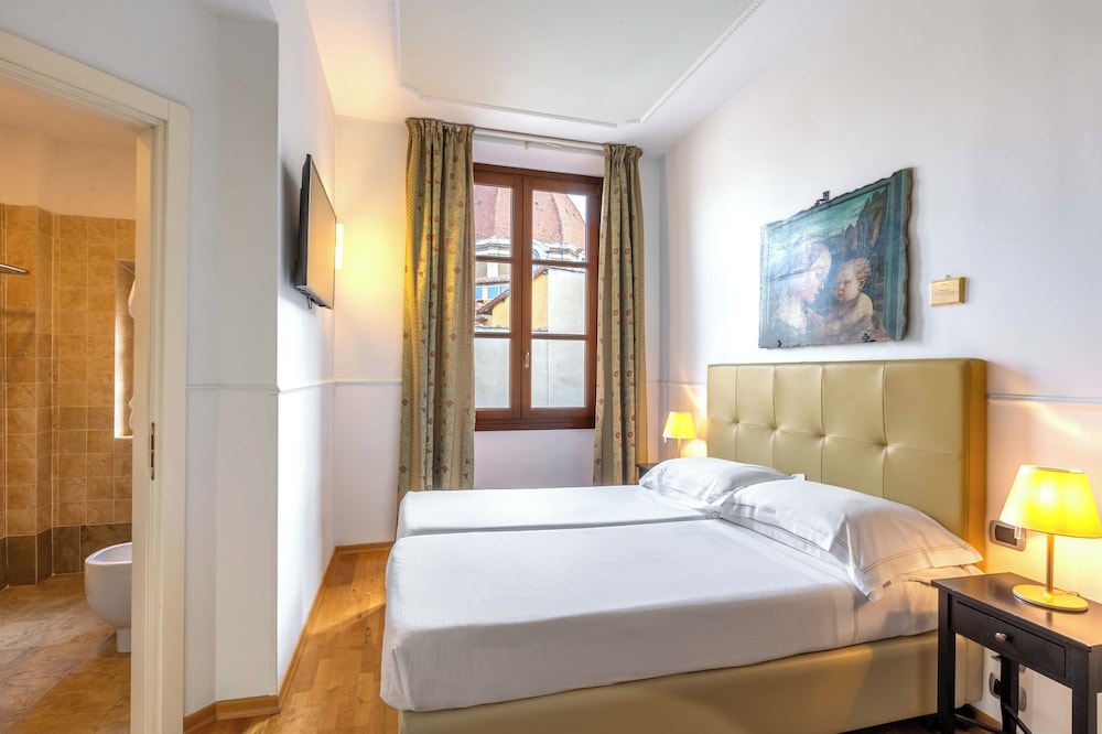 Double Room, 1 Double Bed, City View - Photo 4