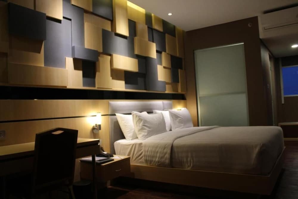 Grand Deluxe