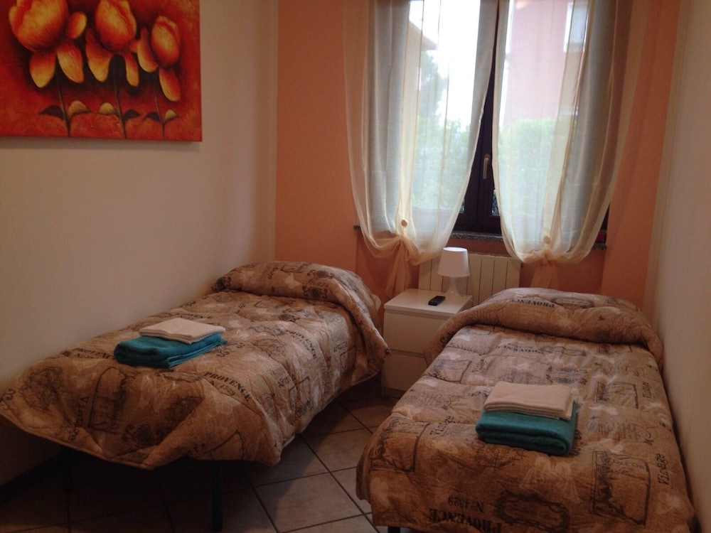 Twin Room, Shared Bathroom