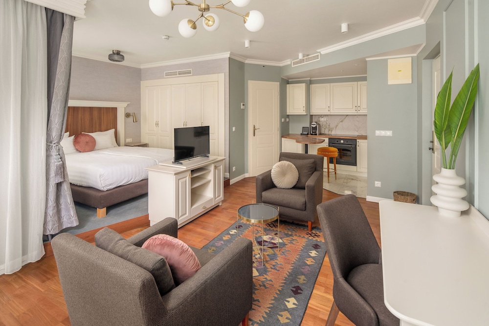 Superior Junior Suite - Photo 1