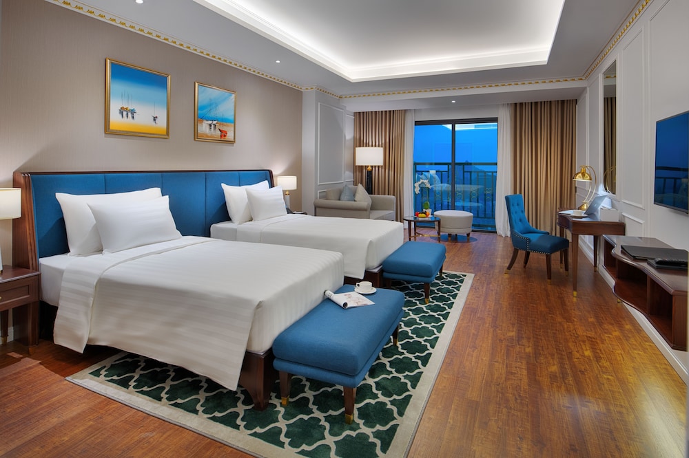 Deluxe Twin Room, Bay View - Photo 1