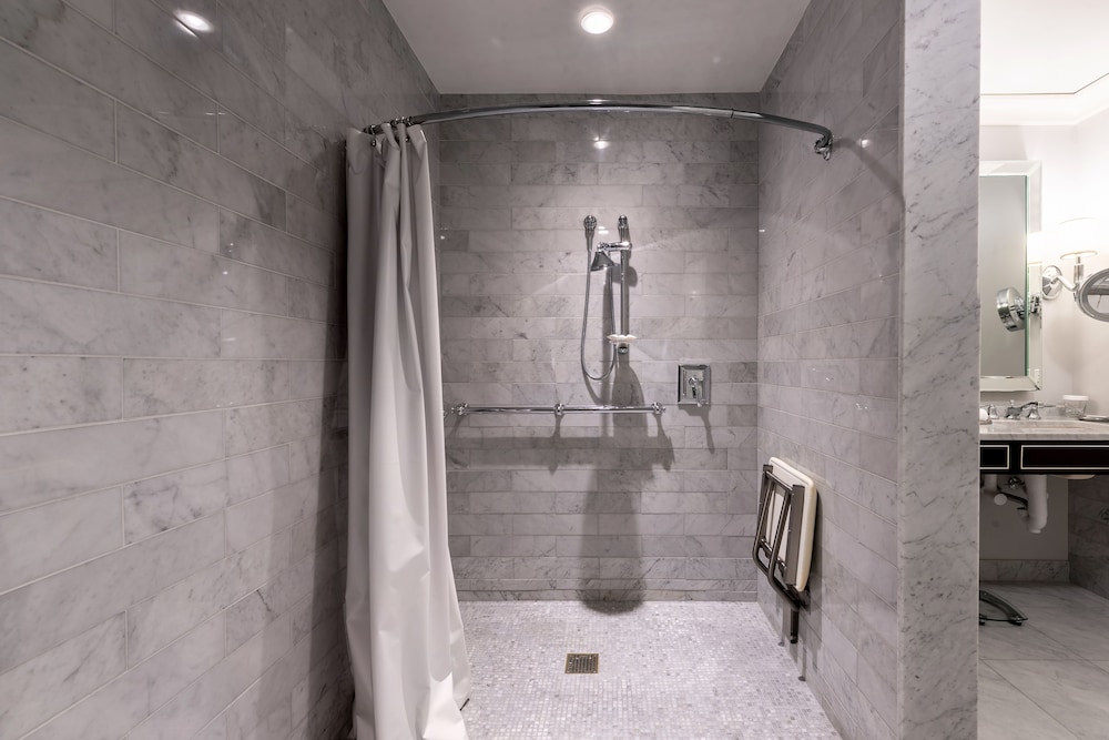 Suite, 1 King Bed, Accessible (One Bedroom Suite, Roll-In Shower) - Photo 7