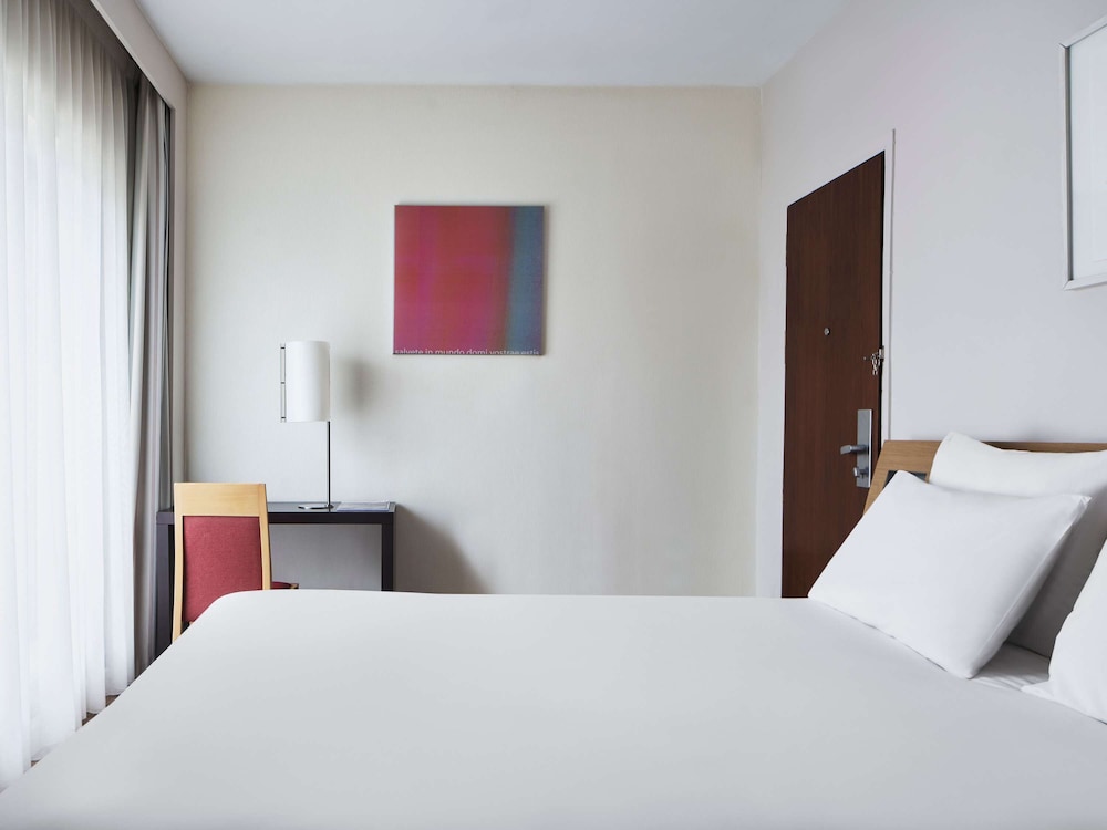 Executive Room With Balcony, 1 double bed or 1 double bed with sofa bed - Photo 18